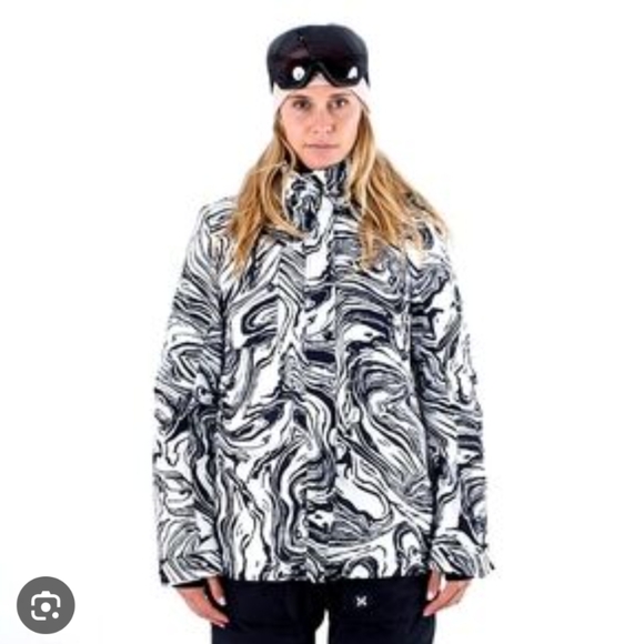 Women's Black and White Snow/Ski Jacket - Picture 1 of 9